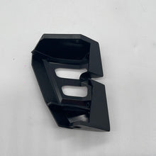 Load image into Gallery viewer, Phantom Right rear bracket - fluidfreeride.com

