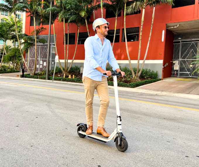 Casual Commuting Scooters - Discover High-Quality E-Scooters