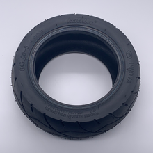 Load image into Gallery viewer, MANTIS 8 Tubeless Air Tire - fluidfreeride.com
