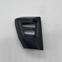 Load image into Gallery viewer, Phantom Left rear bracket - fluidfreeride.com
