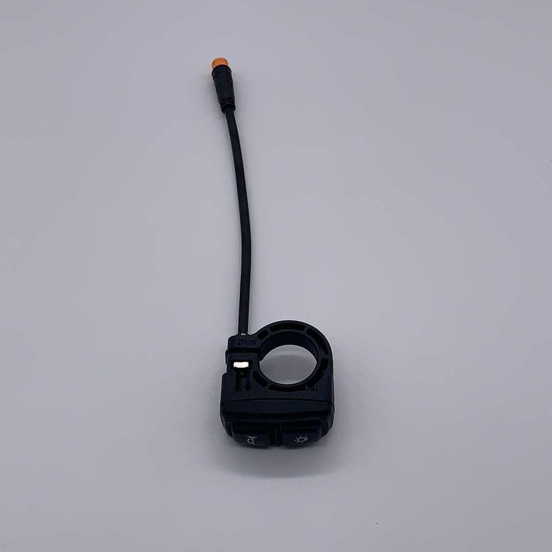 Wolf horn and front light switch - fluidfreeride.com