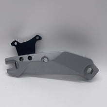 Load image into Gallery viewer, Phantom Rear Rocker Arm (R) - fluidfreeride.com
